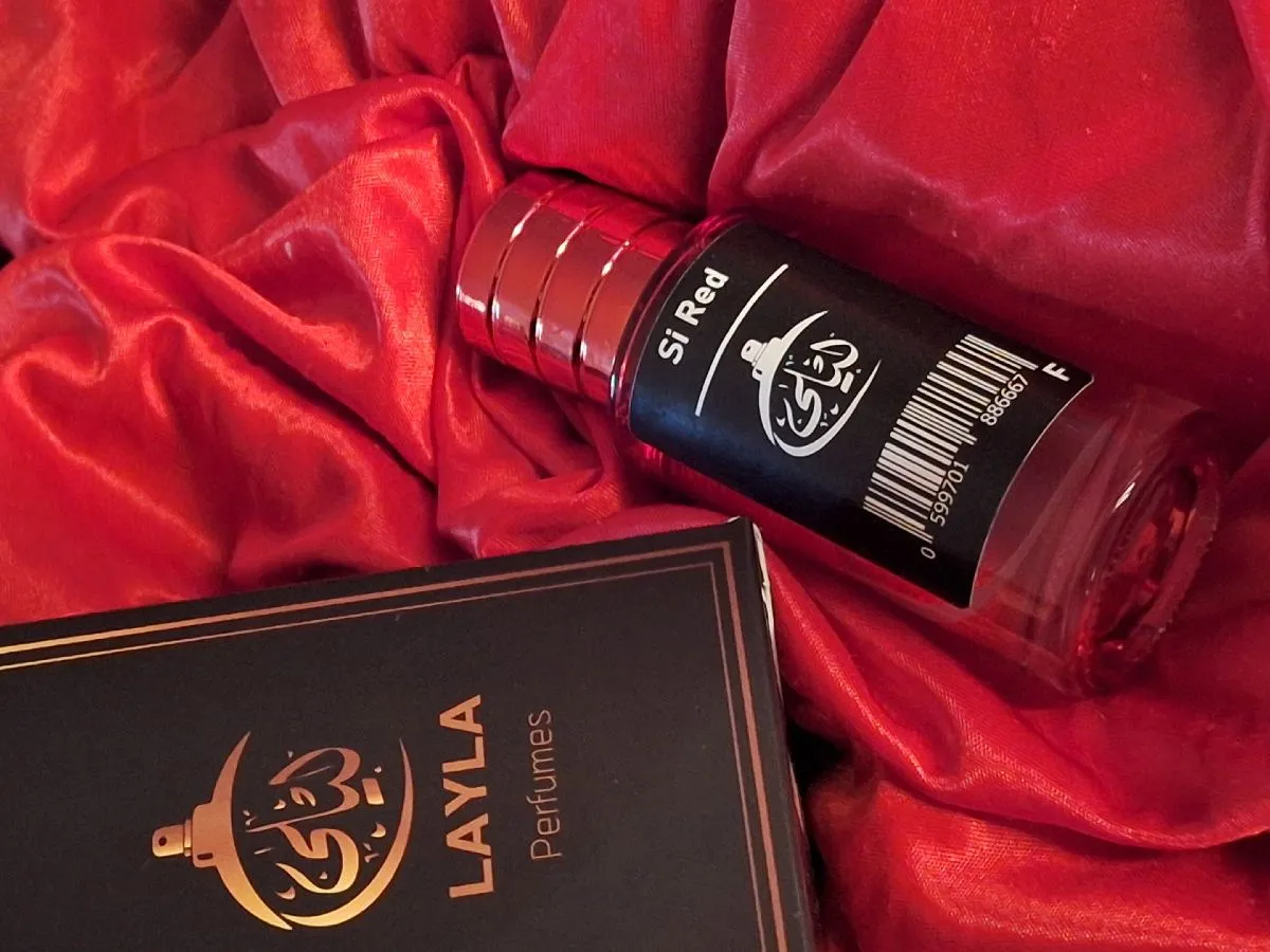 عطر si النسائي المميز
