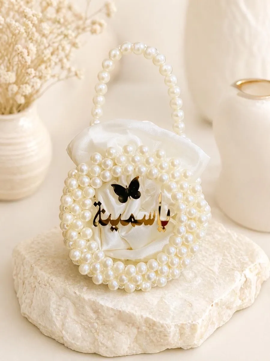 شنطة خرز باسم بنوتة🌸