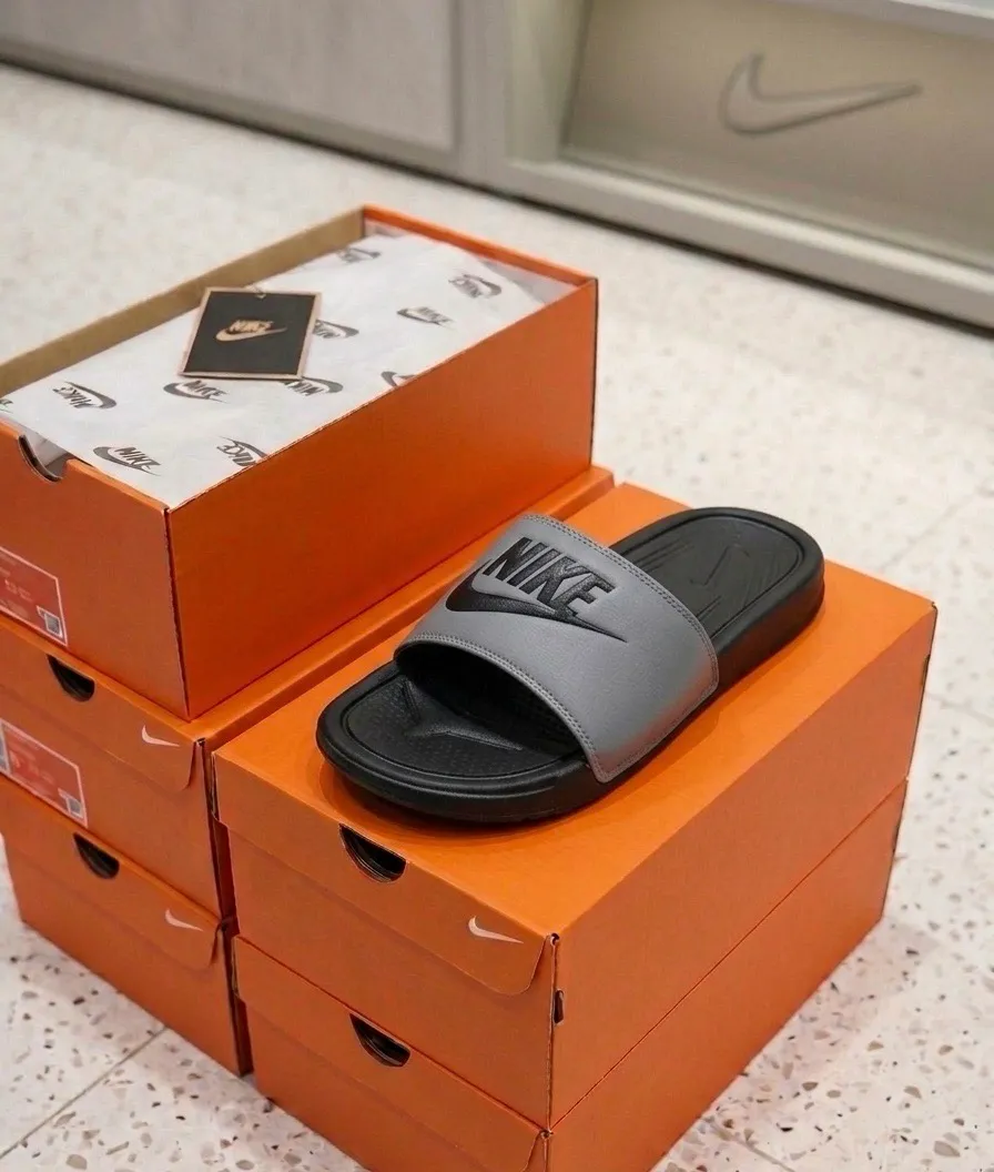 حذاء NIKE